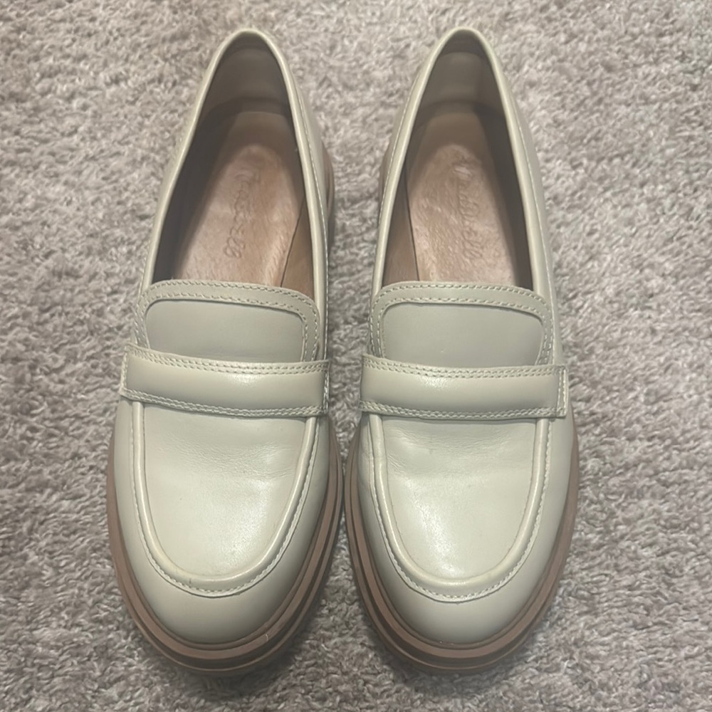 Women's Cream Loafers